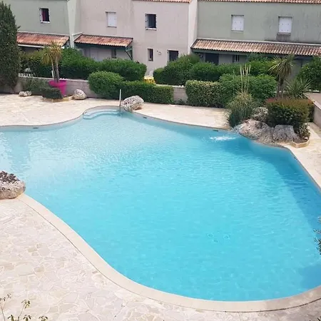 Pavillon Avec Terrasse, Piscine Et Parking, Proche Et Commerces - 6 Pers. - Fr-1-701-32 * Valras-Plage