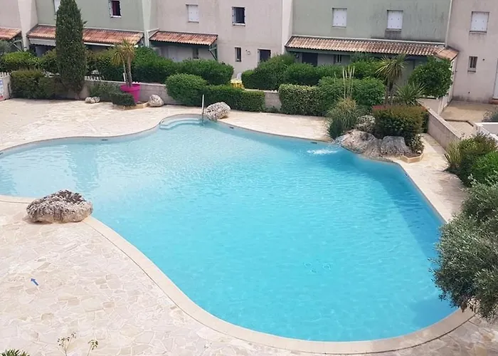 Pavillon Avec Terrasse, Piscine Et Parking, Proche Et Commerces - 6 Pers. - Fr-1-701-32 * Valras-Plage